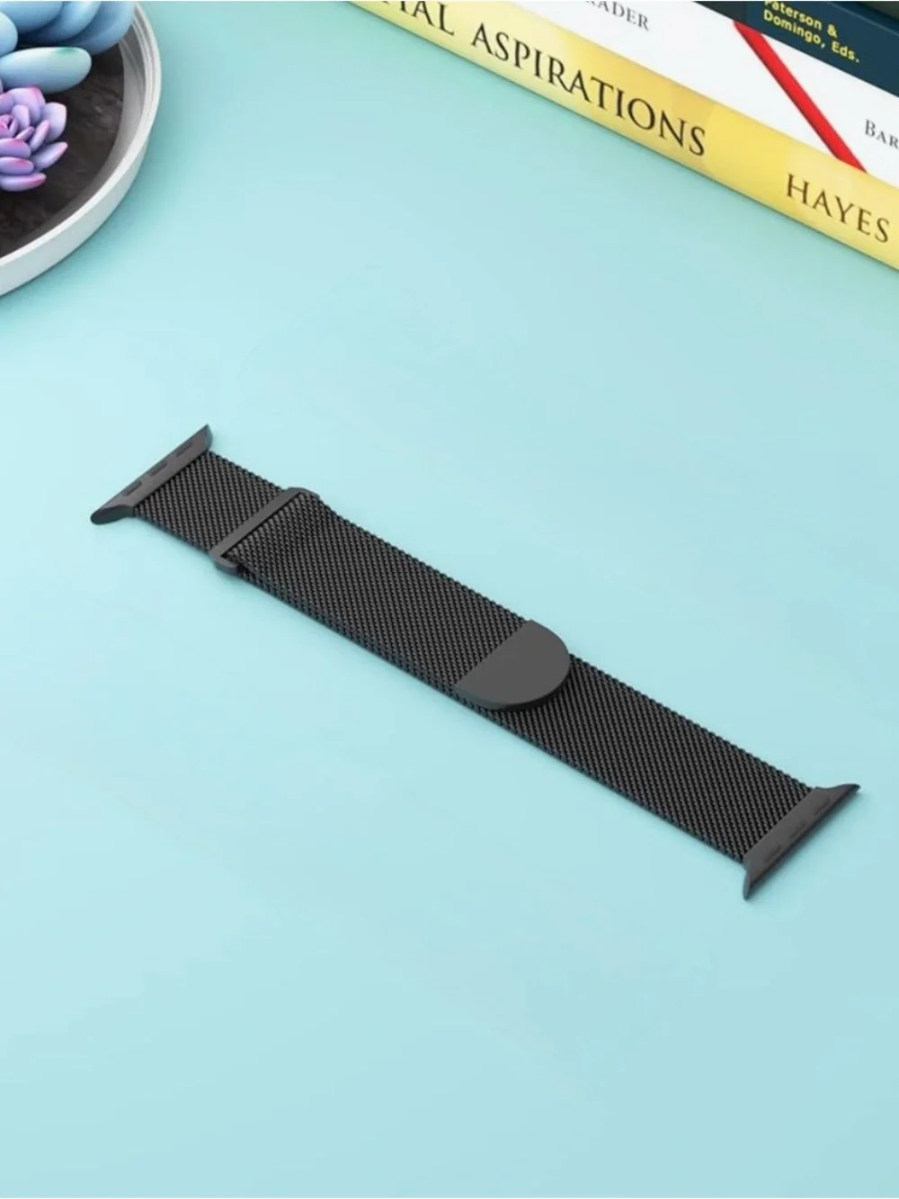 Black Metal Mesh Watch Band - Magnetic Closure